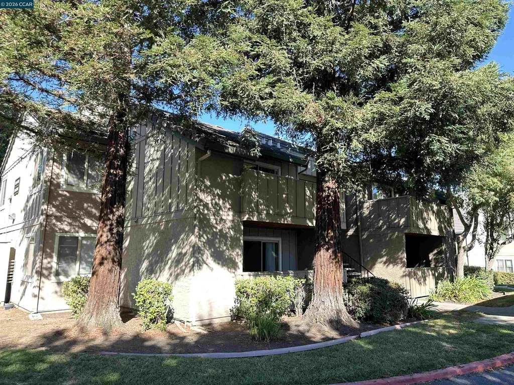 2295 Lakeview Circle Pittsburg CA 94565