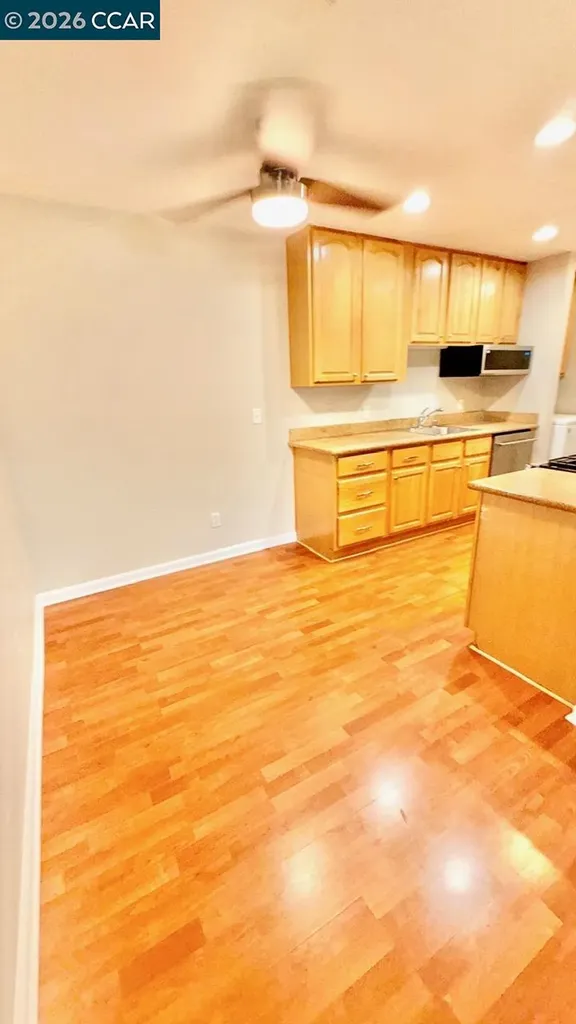 2295 Lakeview Circle Pittsburg CA 94565