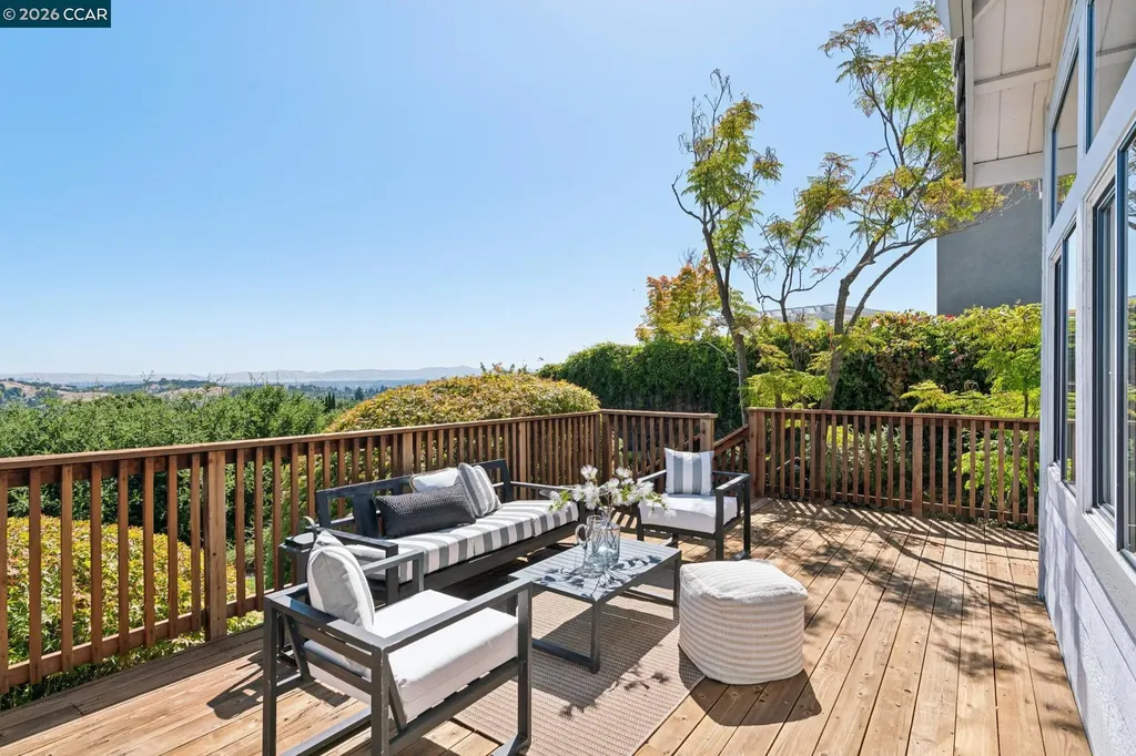 905 Dana Highlands Court Lafayette CA 94549