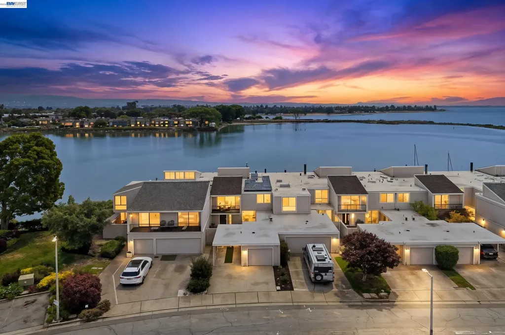 443 Cola Ballena Alameda CA 94501