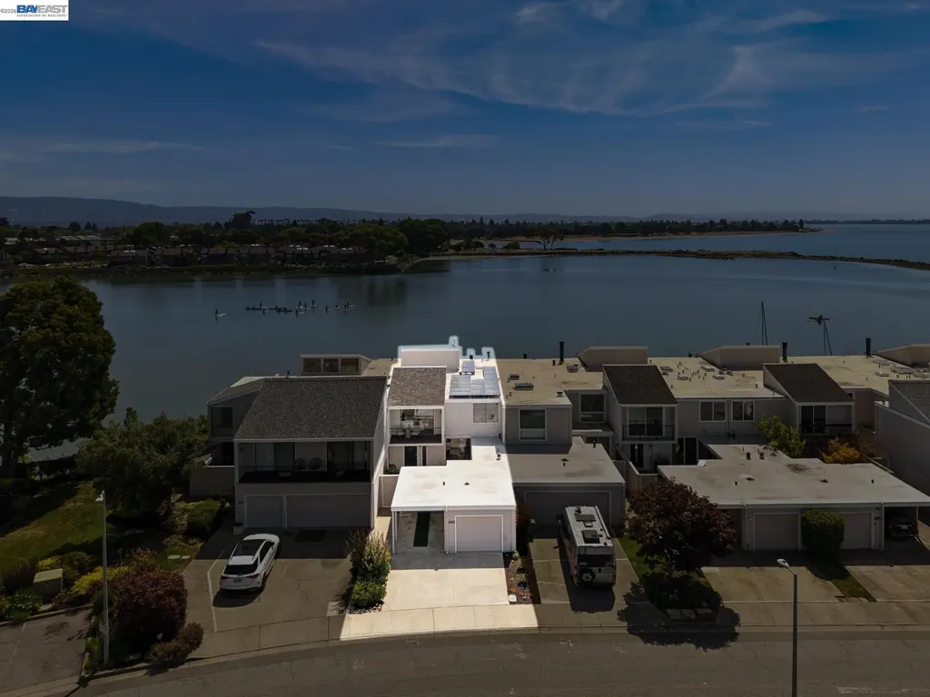 443 Cola Ballena Alameda CA 94501