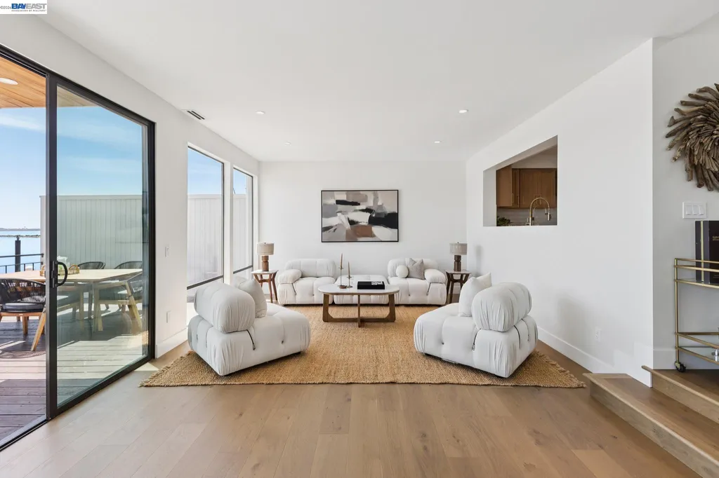443 Cola Ballena Alameda CA 94501