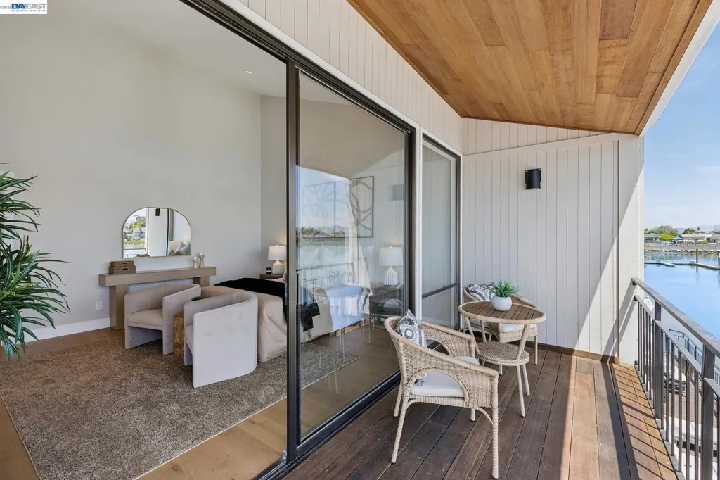 443 Cola Ballena Alameda CA 94501