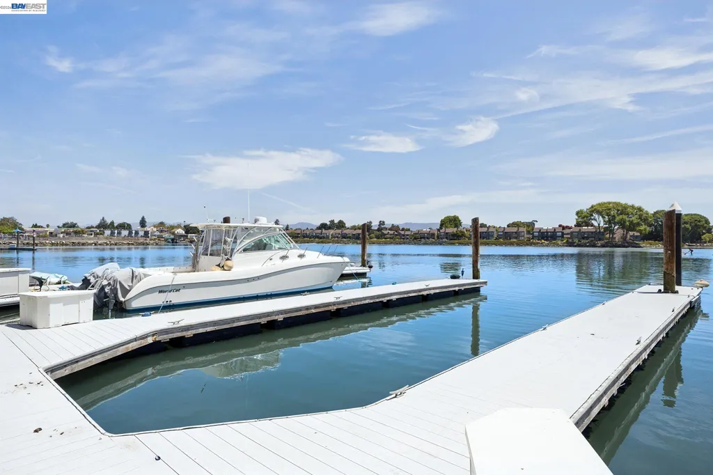 443 Cola Ballena Alameda CA 94501