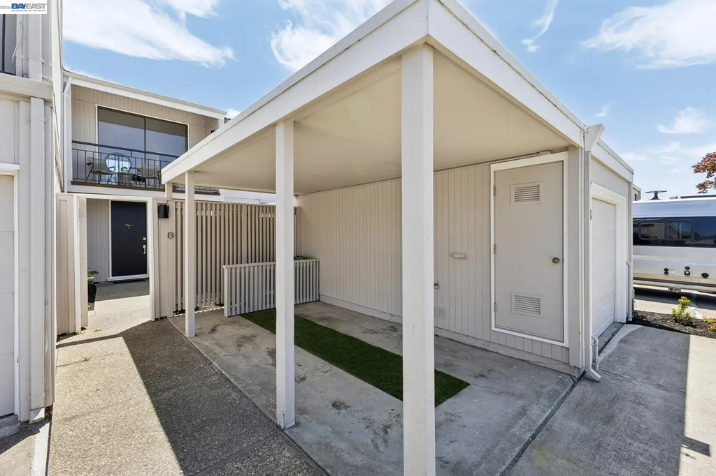 443 Cola Ballena Alameda CA 94501