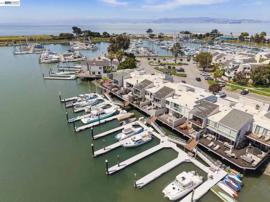 443 Cola Ballena Alameda CA 94501