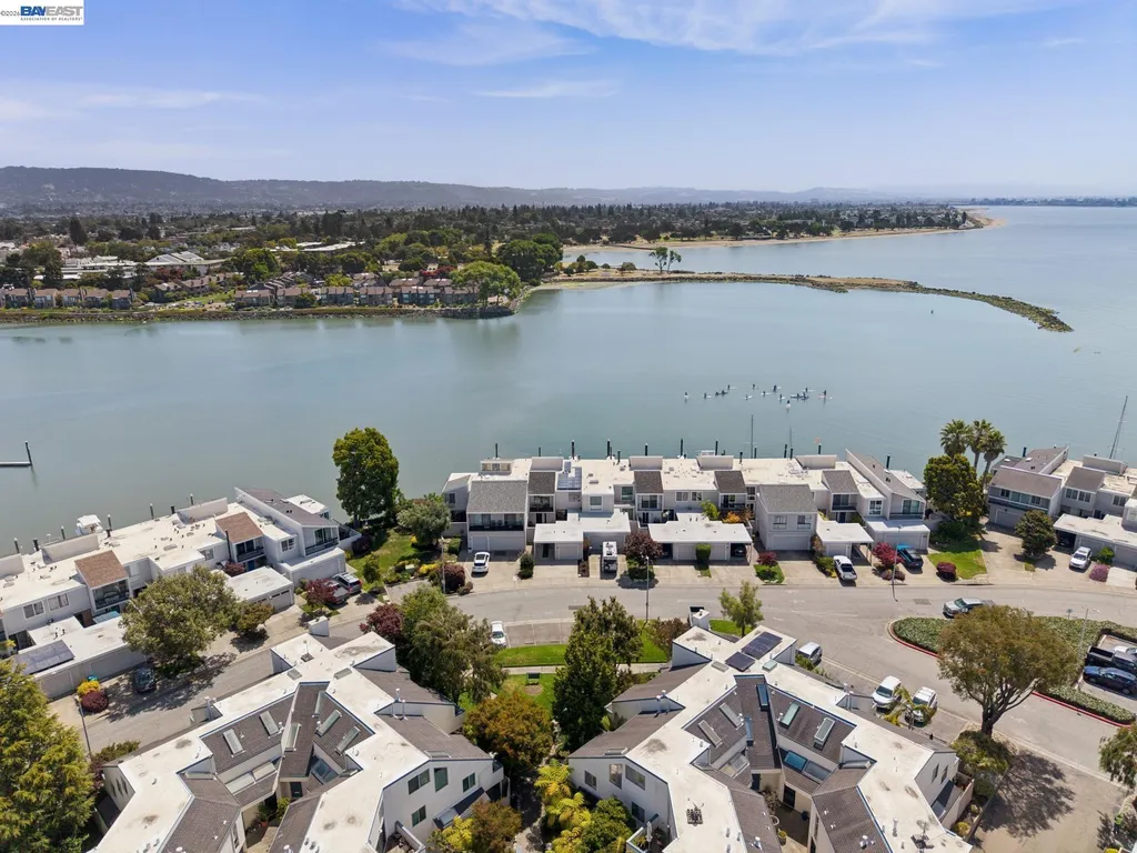 443 Cola Ballena Alameda CA 94501