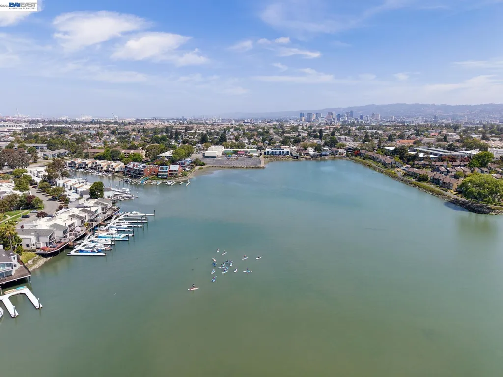 443 Cola Ballena Alameda CA 94501
