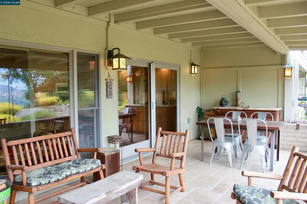 2100 Skycrest Drive Walnut Creek CA 94595