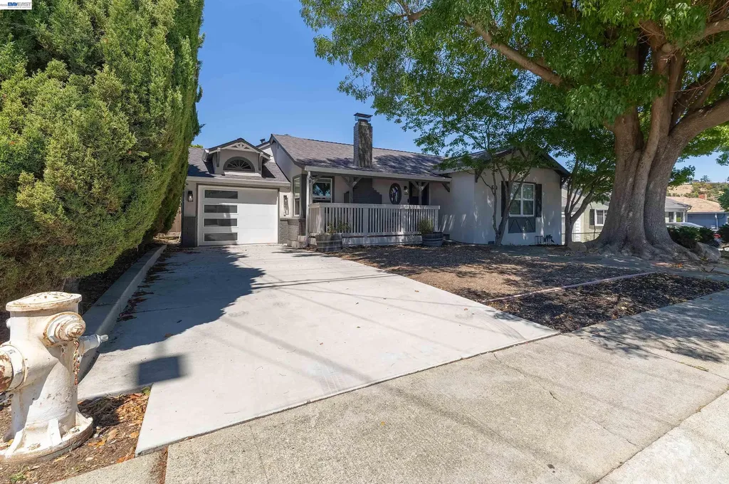 16004 Wellington Way Castro Valley CA 94578