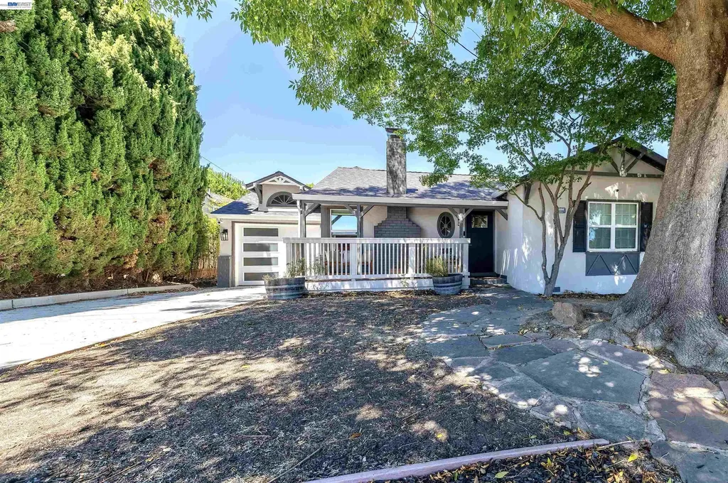 16004 Wellington Way Castro Valley CA 94578