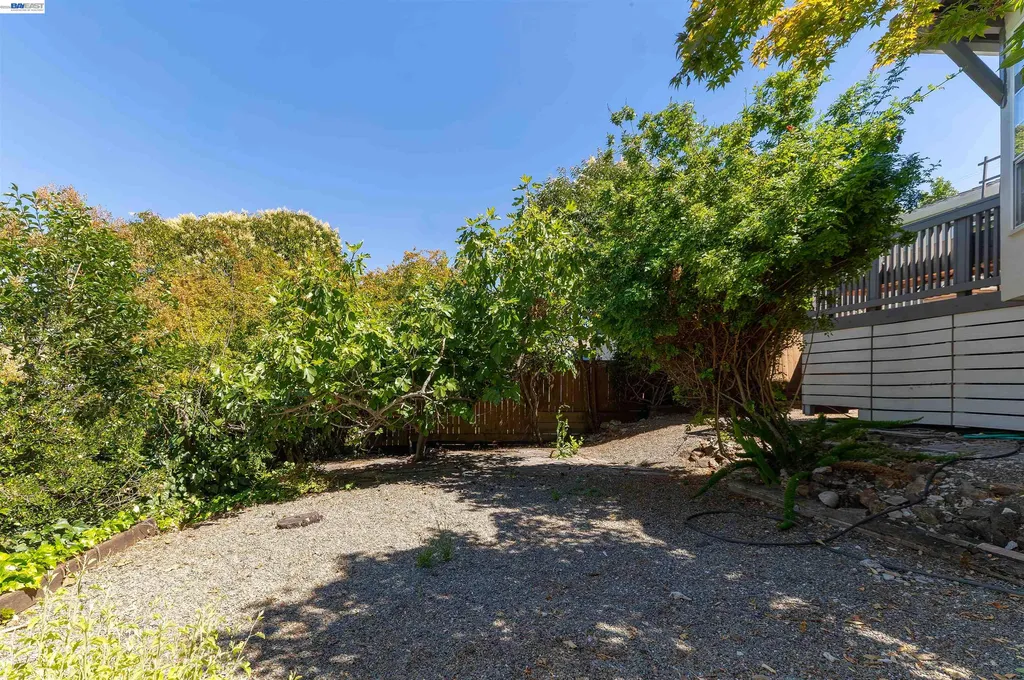16004 Wellington Way Castro Valley CA 94578
