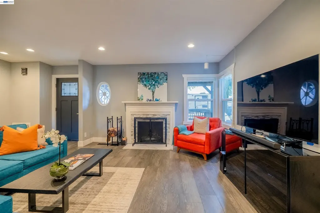 16004 Wellington Way Castro Valley CA 94578
