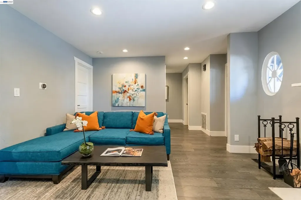 16004 Wellington Way Castro Valley CA 94578
