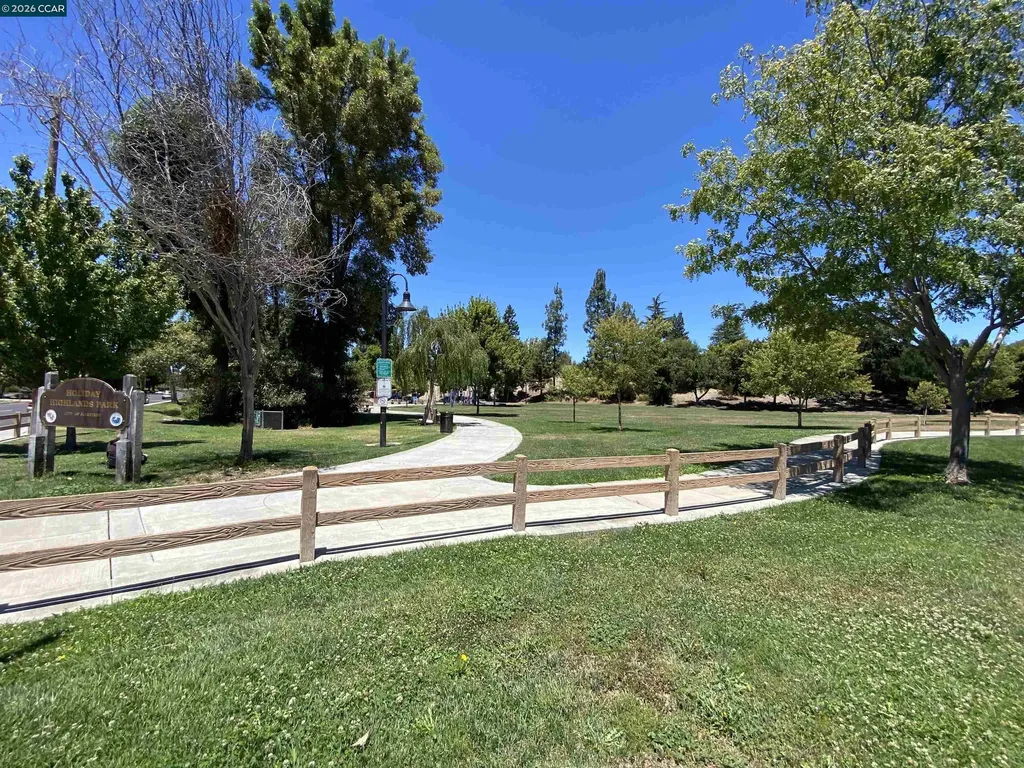 209 Hidden Creek Court Martinez CA 94553