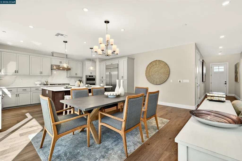 2201 Vandeleur Drive Napa CA 94558