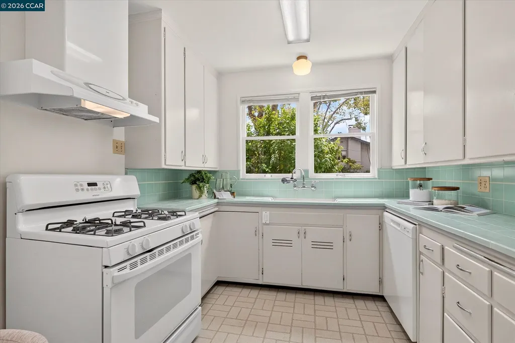140 Highland Avenue Piedmont CA 94611