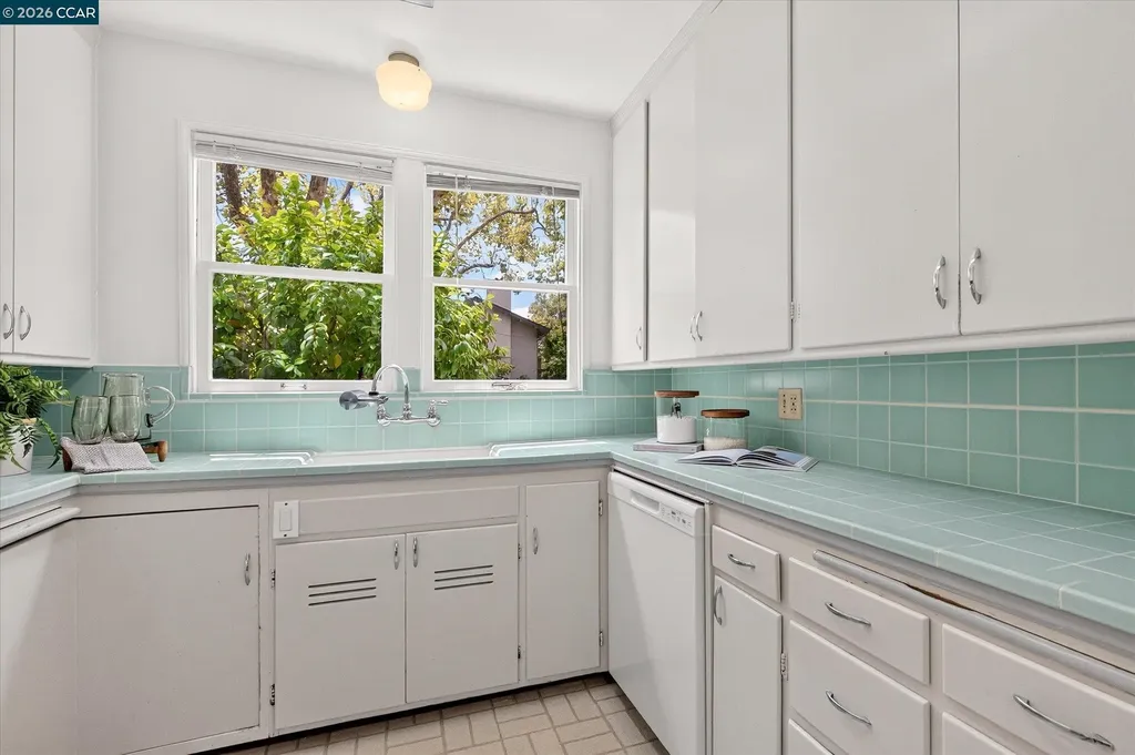 140 Highland Avenue Piedmont CA 94611