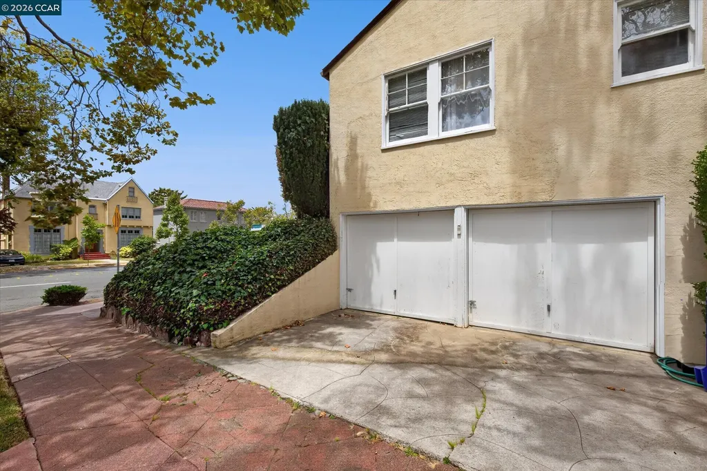 140 Highland Avenue Piedmont CA 94611