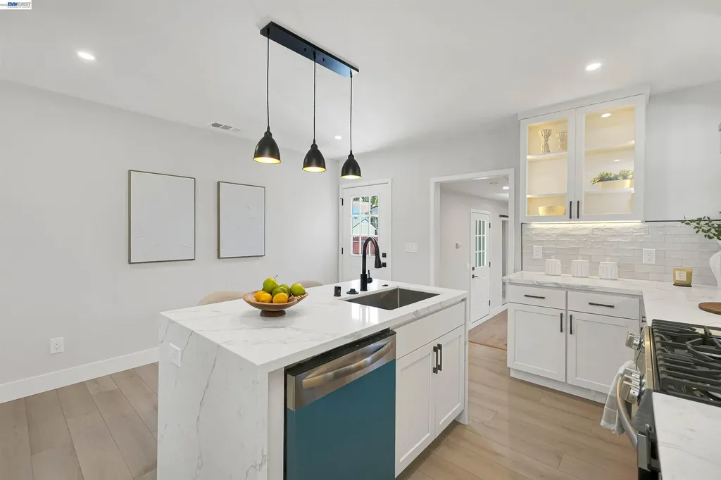25353 Tarman Avenue Hayward CA 94544
