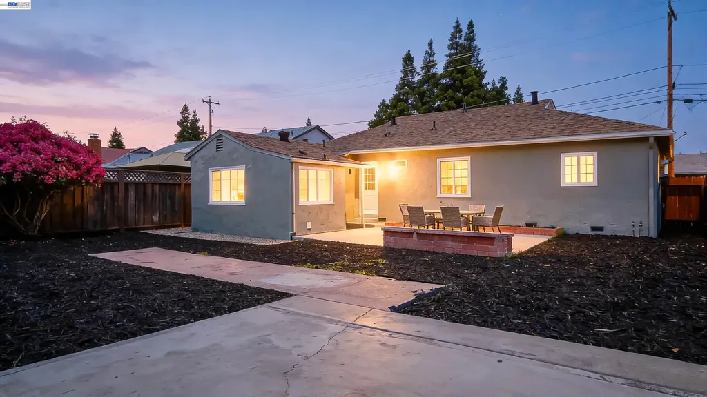 25353 Tarman Avenue Hayward CA 94544