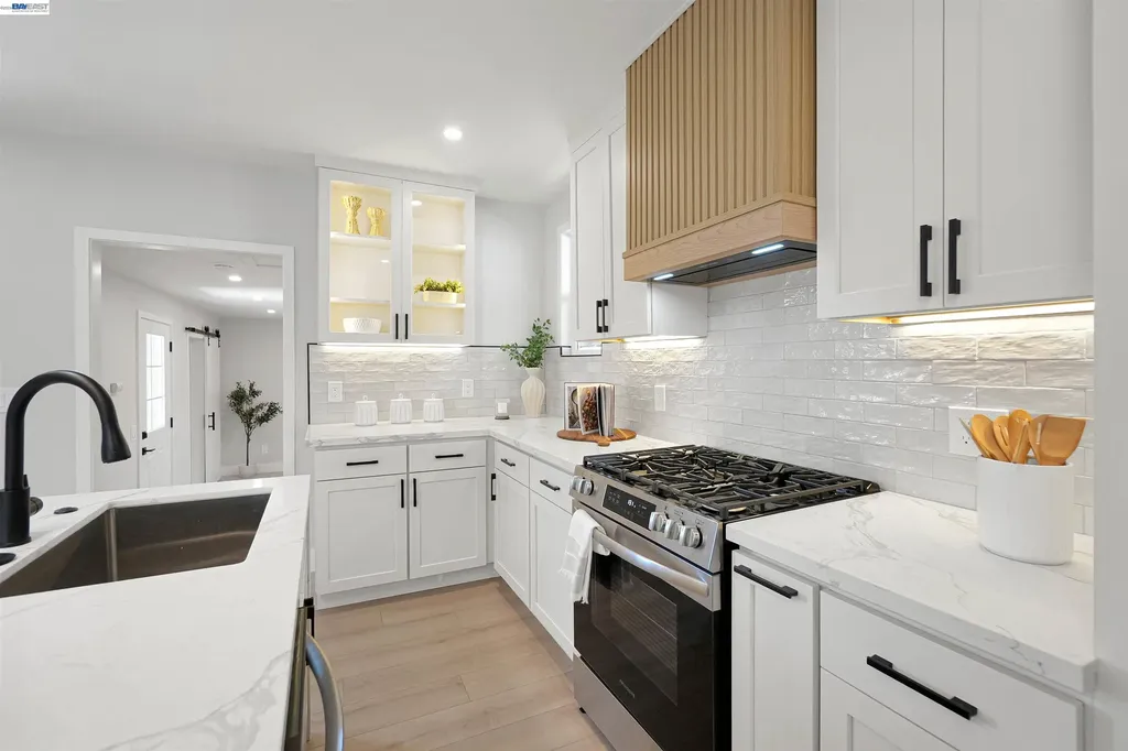 25353 Tarman Avenue Hayward CA 94544