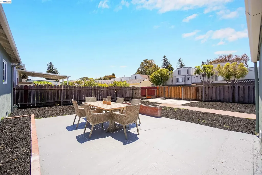 25353 Tarman Avenue Hayward CA 94544