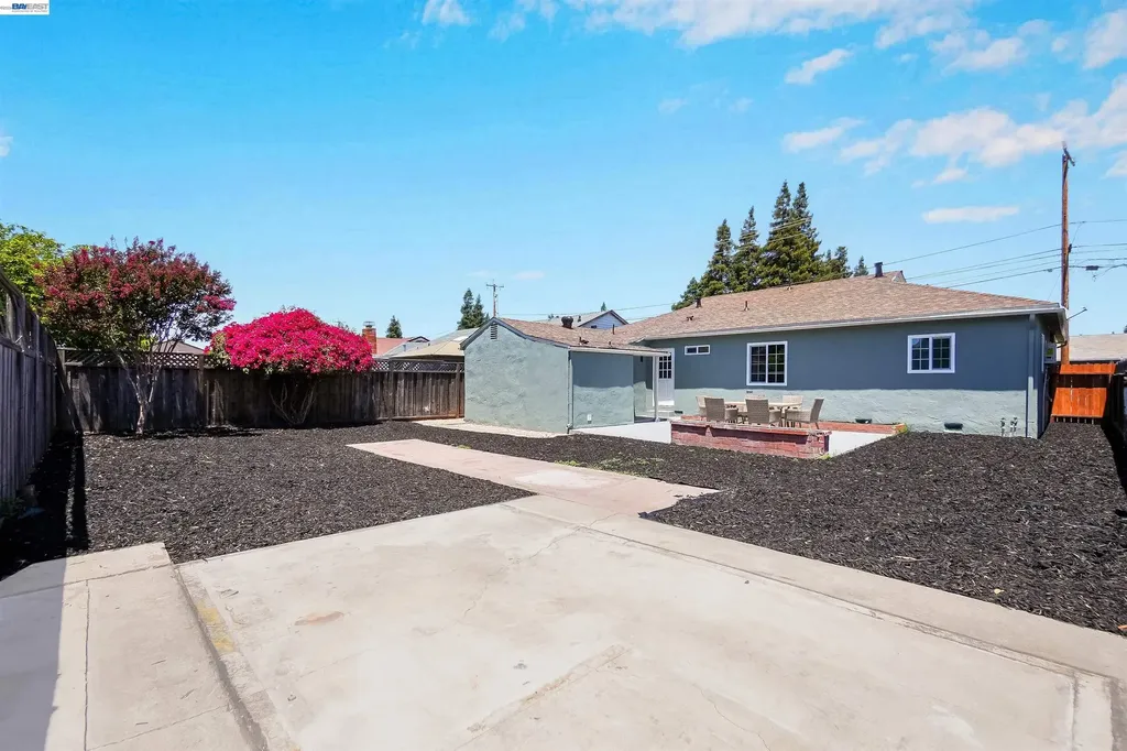 25353 Tarman Avenue Hayward CA 94544