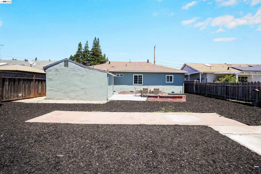 25353 Tarman Avenue Hayward CA 94544