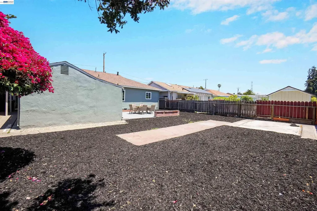 25353 Tarman Avenue Hayward CA 94544