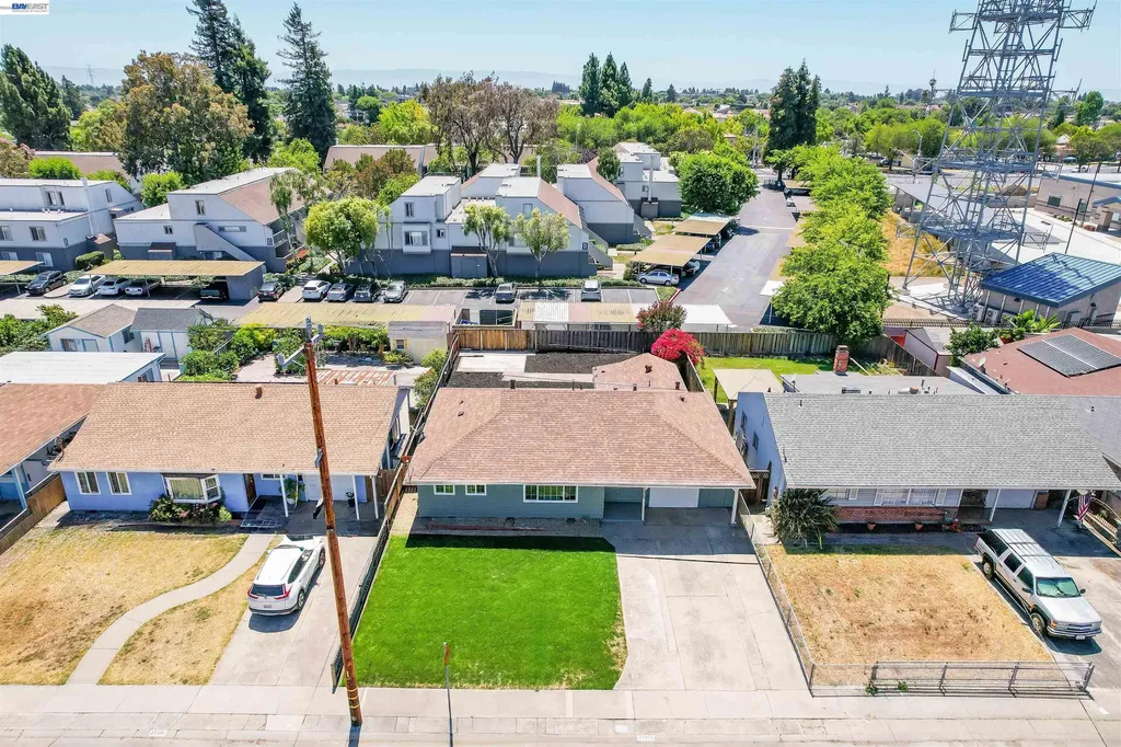 25353 Tarman Avenue Hayward CA 94544