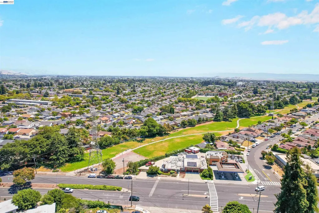 25353 Tarman Avenue Hayward CA 94544