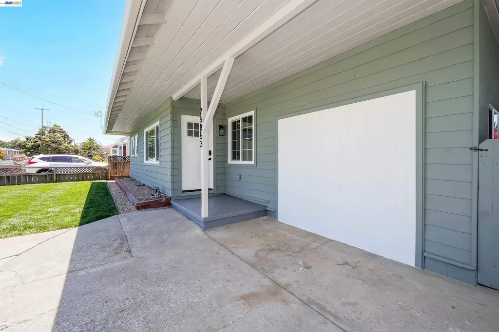 25353 Tarman Avenue Hayward CA 94544
