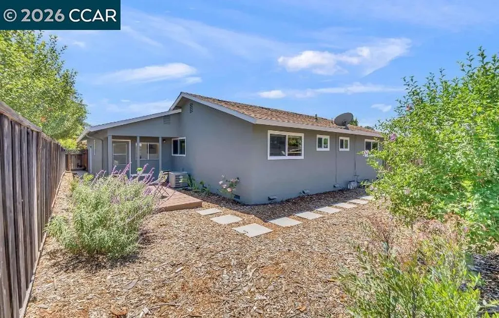 3573 Falcon Drive Concord CA 94520