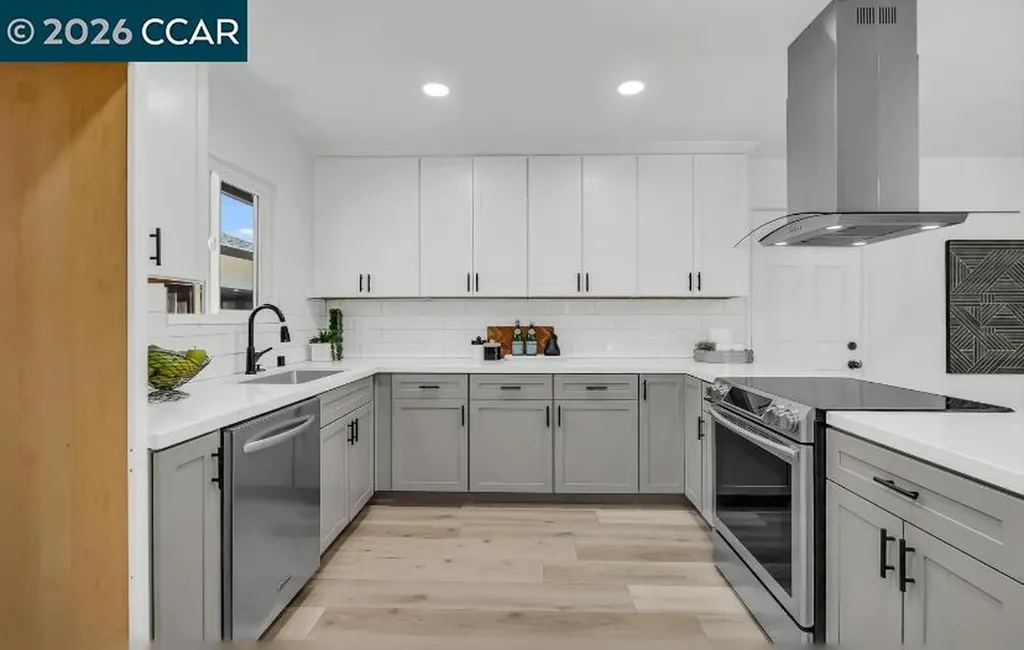 3573 Falcon Drive Concord CA 94520