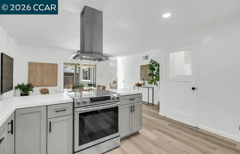 3573 Falcon Drive Concord CA 94520
