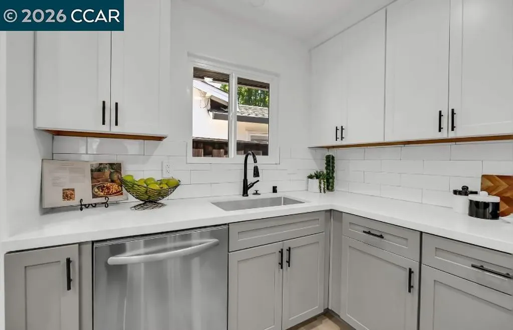 3573 Falcon Drive Concord CA 94520