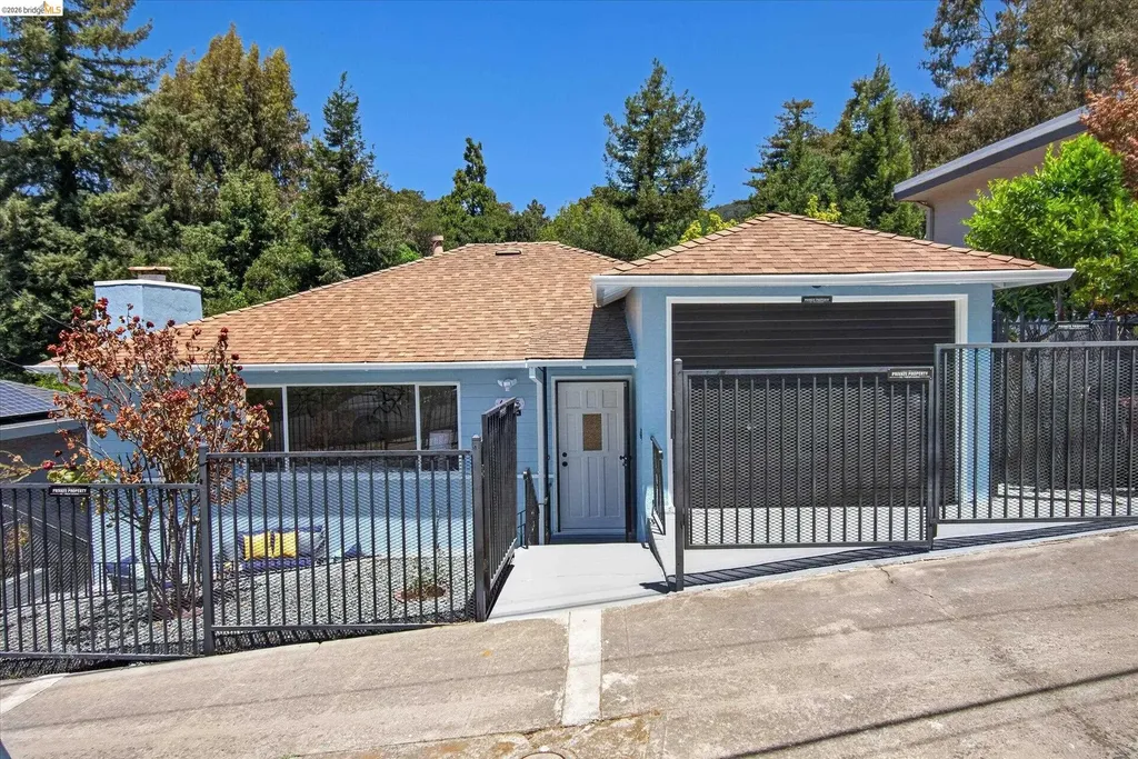 6138 Oakdale Avenue Oakland CA 94605