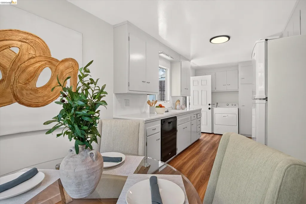 6138 Oakdale Avenue Oakland CA 94605