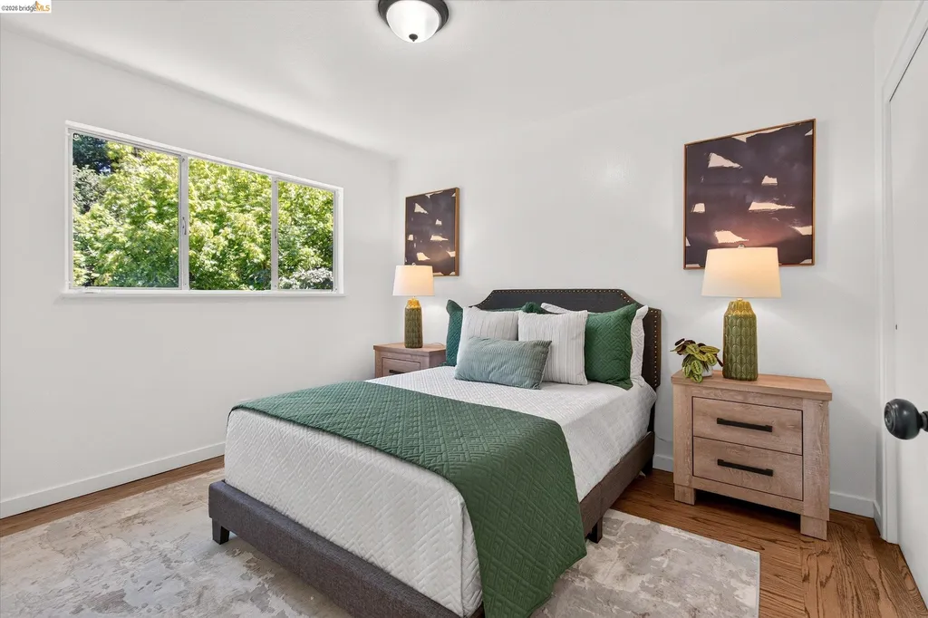 6138 Oakdale Avenue Oakland CA 94605