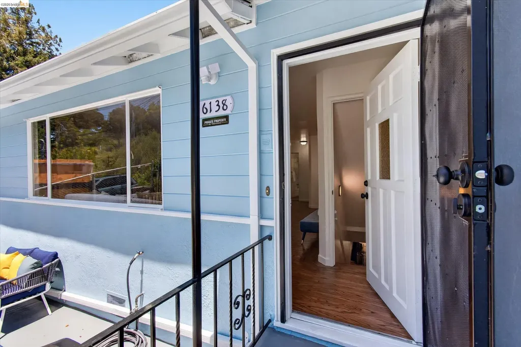 6138 Oakdale Avenue Oakland CA 94605