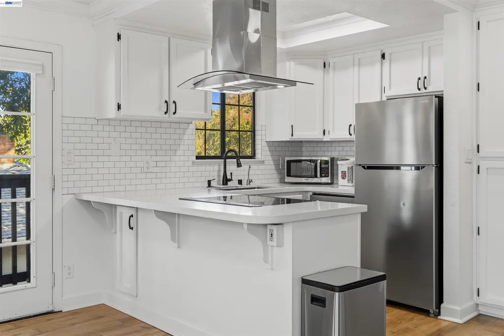 694 Peters Avenue Pleasanton CA 94566