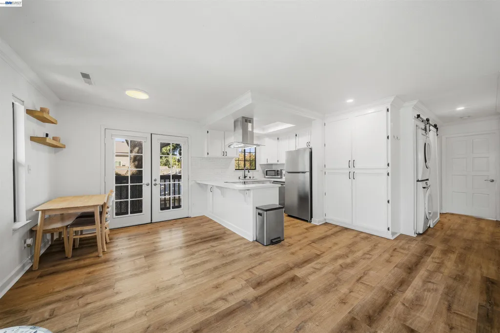 694 Peters Avenue Pleasanton CA 94566