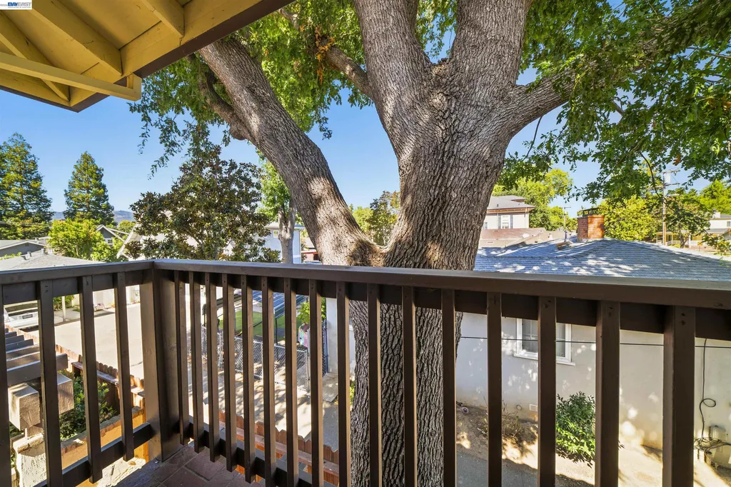 694 Peters Avenue Pleasanton CA 94566