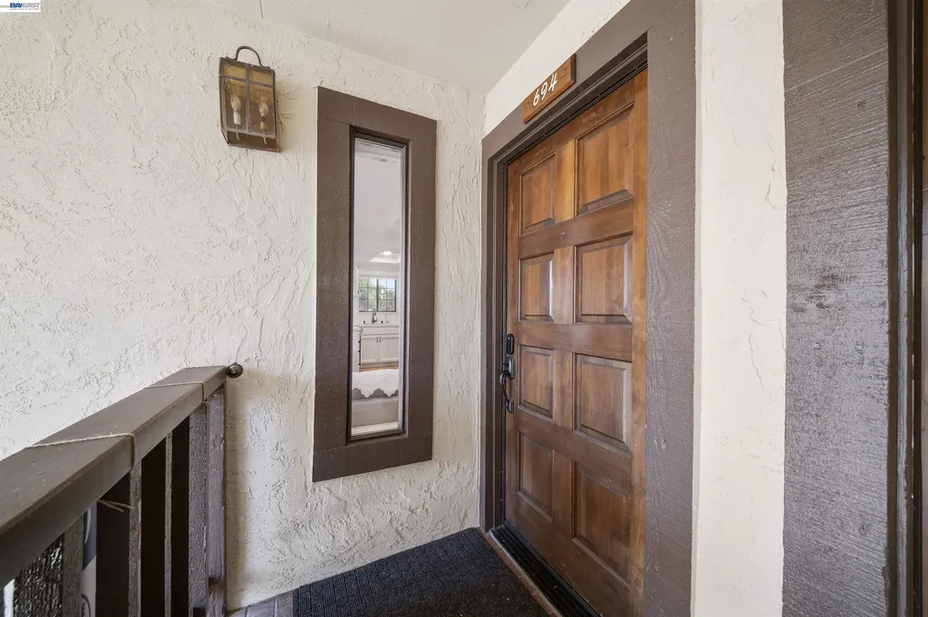 694 Peters Avenue Pleasanton CA 94566