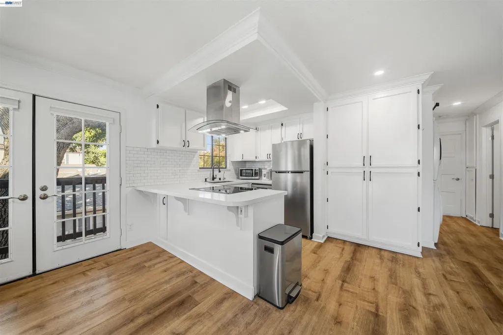 694 Peters Avenue Pleasanton CA 94566