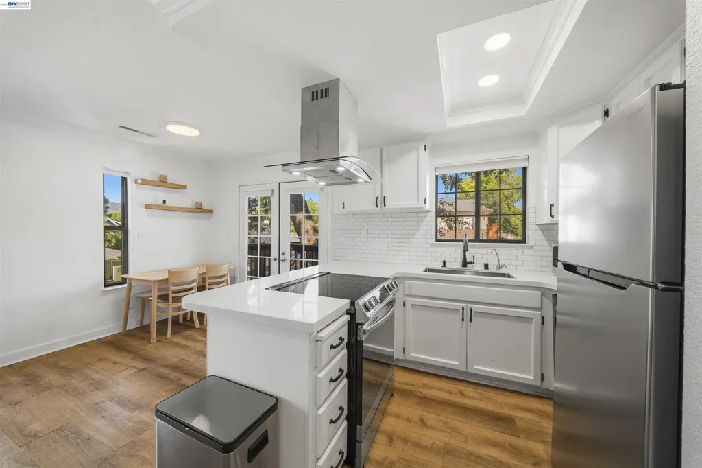 694 Peters Avenue Pleasanton CA 94566