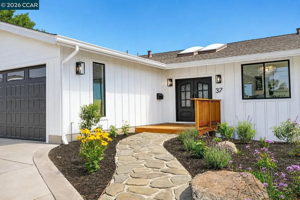 37 Corte Pinon Moraga CA 94556