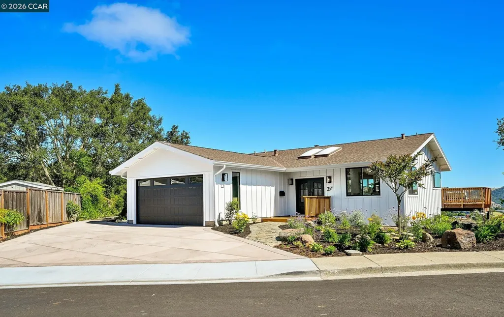 37 Corte Pinon Moraga CA 94556
