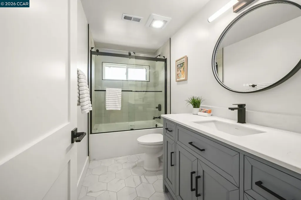 37 Corte Pinon Moraga CA 94556